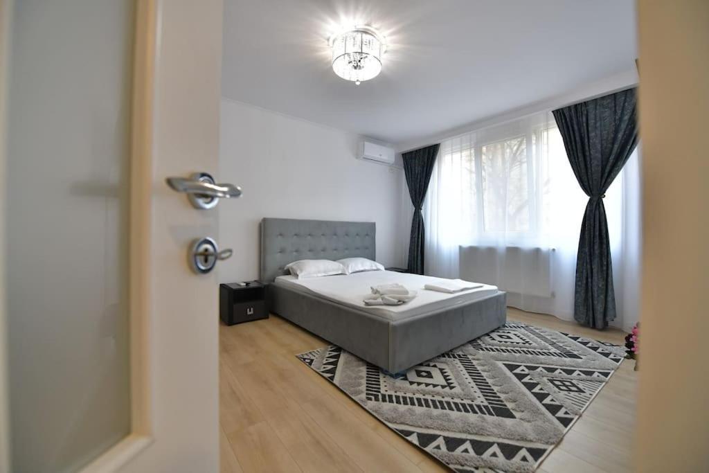 Luxury Studio / M Romancierilor Bucarest Exterior foto